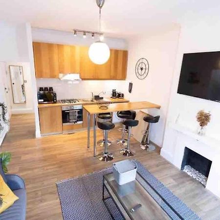 Lovely 2 Bedroom Apartment In Chelsea Sw3 Londra Dış mekan fotoğraf