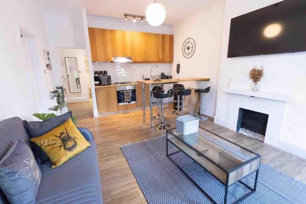 Lovely 2 Bedroom Apartment In Chelsea Sw3 Londra Dış mekan fotoğraf